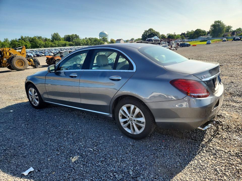 62124636 :رقم المزاد ، WDDWF8EBXLR526790 vin ، 2020 Mercedes-benz C مزاد بيع