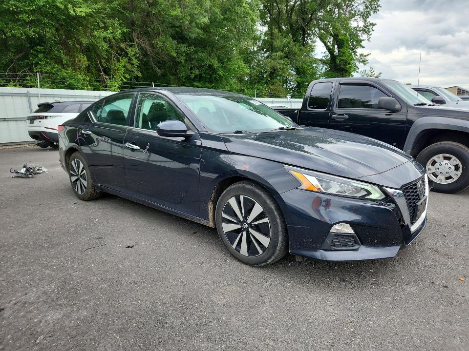 63194686 :رقم المزاد ، 1N4BL4DV4MN342501 vin ، 2021 Nissan Altima مزاد بيع