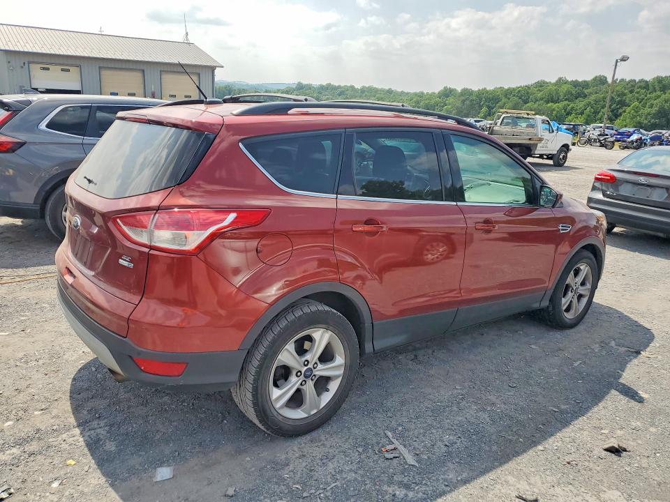 60841966 :رقم المزاد ، 1FMCU9GX6GUA89693 vin ، 2016 Ford Escape مزاد بيع