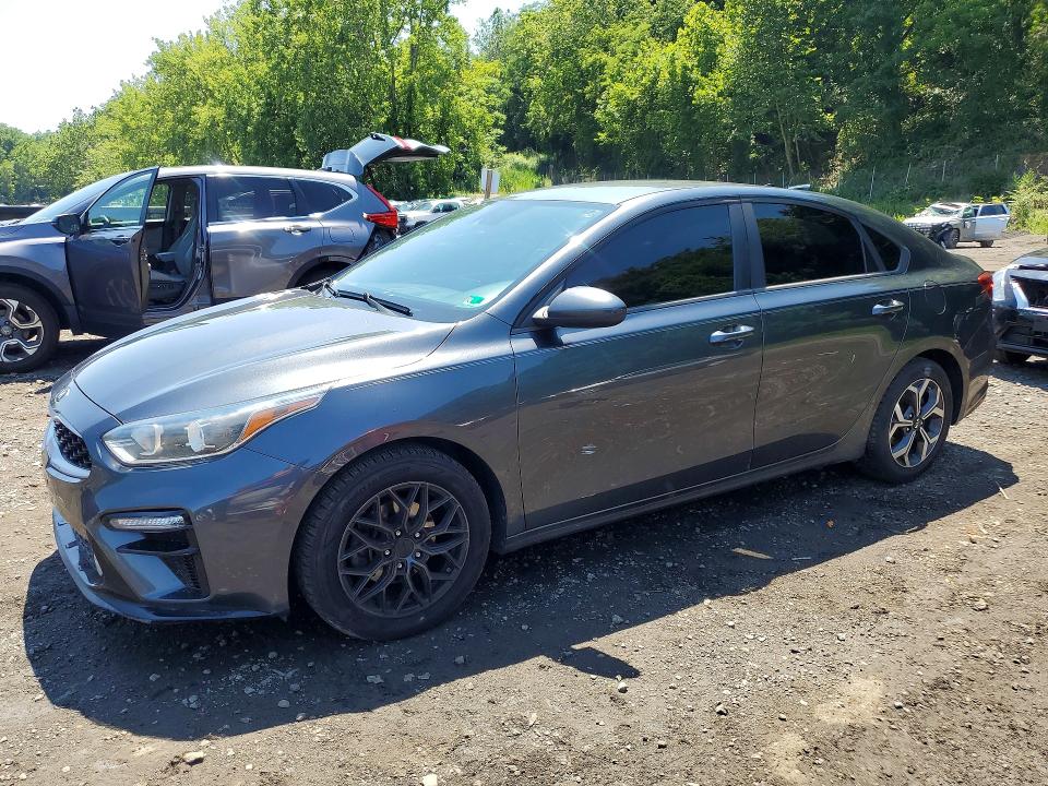 2019 Kia Forte მანქანა იყიდება აუქციონზე, vin: 3KPF24AD4KE069474, აუქციონის ნომერი: 59740376