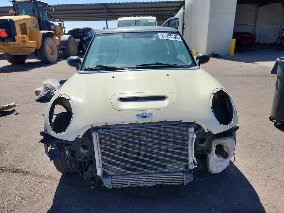 Продажа на аукционе авто 2011 Mini Cooper, vin: WMWSV3C5XBTY12441, номер лота: 63265526