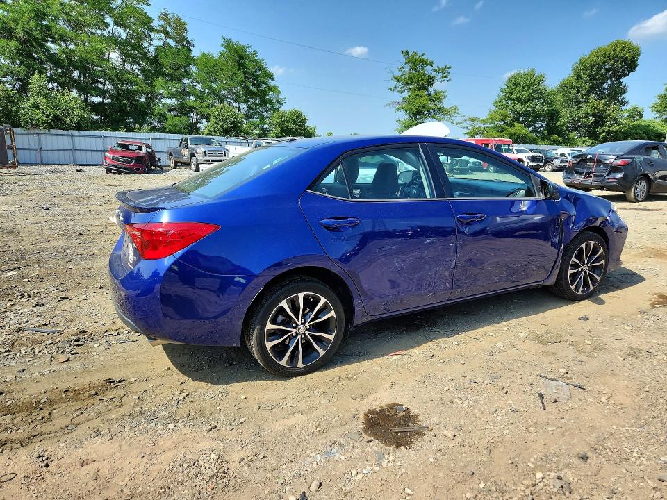 59696376 :رقم المزاد ، 2T1BURHE1HC827511 vin ، 2017 Toyota Corolla مزاد بيع