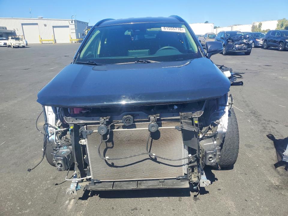 Продажа на аукционе авто 2022 Toyota Rav4, vin: JTMMWRFV8ND158822, номер лота: 61555716