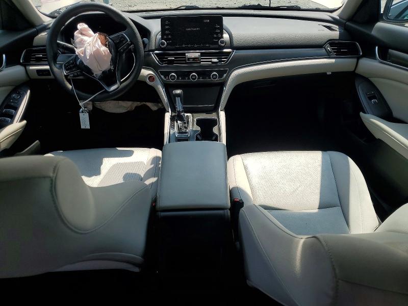 61823546 :رقم المزاد ، 1HGCV1F13JA117959 vin ، 2018 Honda Accord مزاد بيع