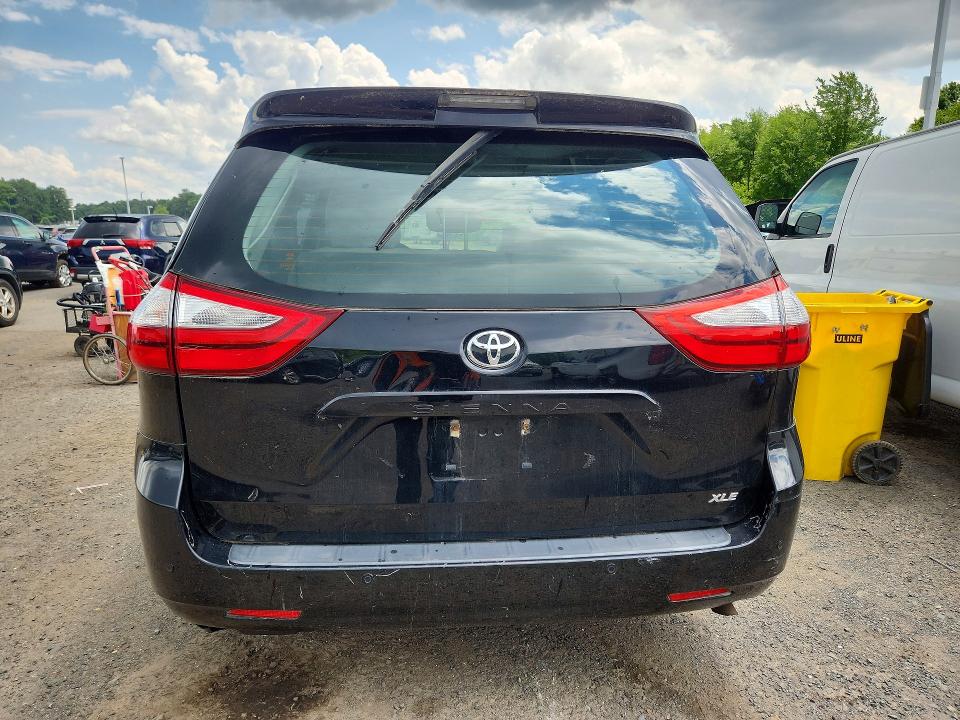 Продажа на аукционе авто 2015 Toyota Sienna, vin: 5TDYK3DC2FS622883, номер лота: 62286626
