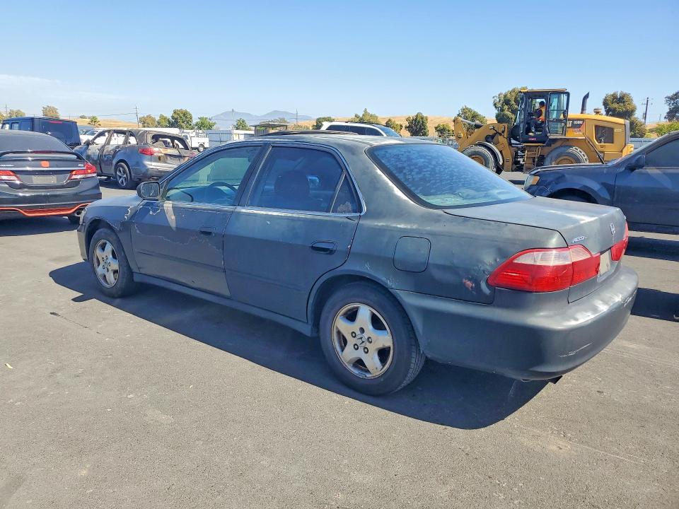 Продажа на аукционе авто 1998 Honda Accord, vin: 1HGCG1656WA060368, номер лота: 85773345