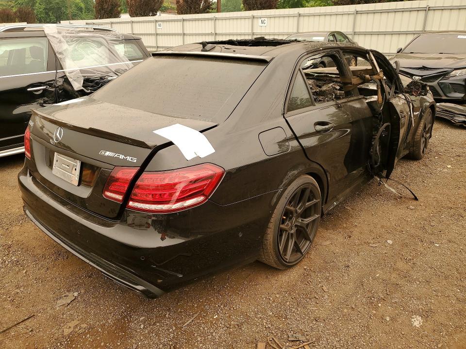 60972636 :رقم المزاد ، WDDHF7GB1EA896494 vin ، 2014 Mercedes-benz E مزاد بيع