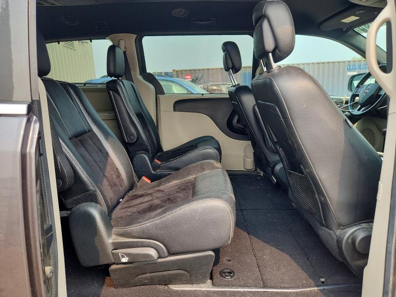 61023816 :رقم المزاد ، 2C4RDGCG8HR745724 vin ، 2017 Dodge Grand Caravan مزاد بيع