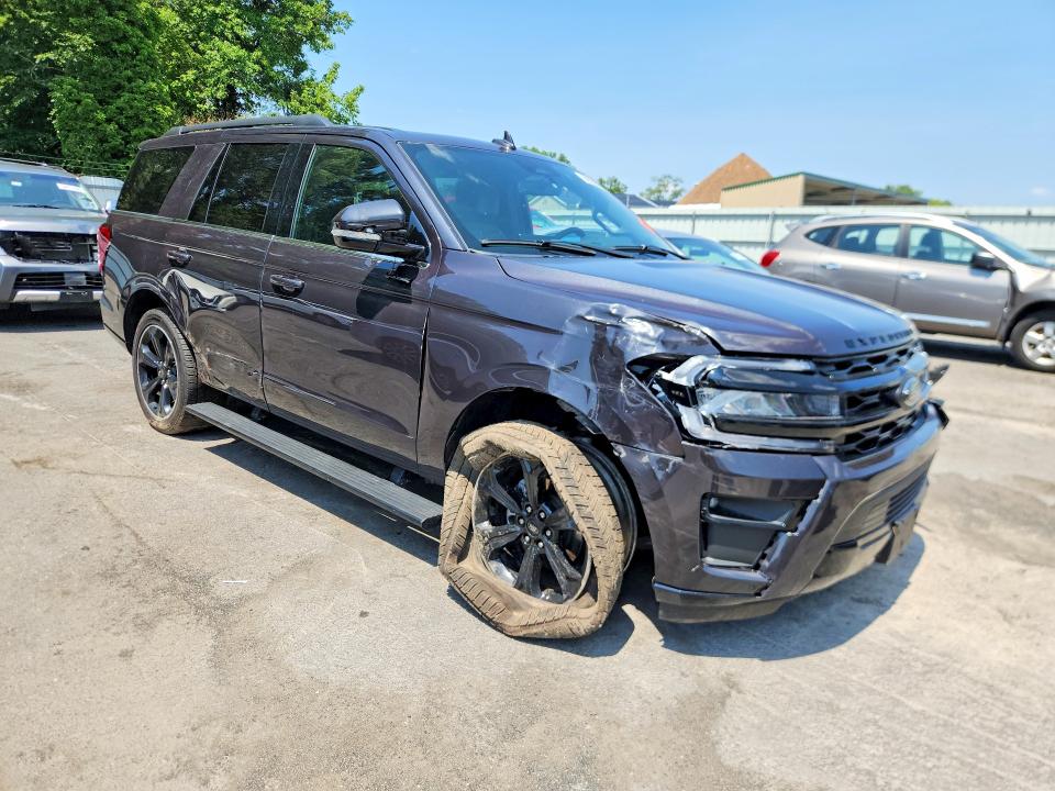 59828636 :رقم المزاد ، 1FMJU2A85REA67827 vin ، 2024 Ford Expedition مزاد بيع