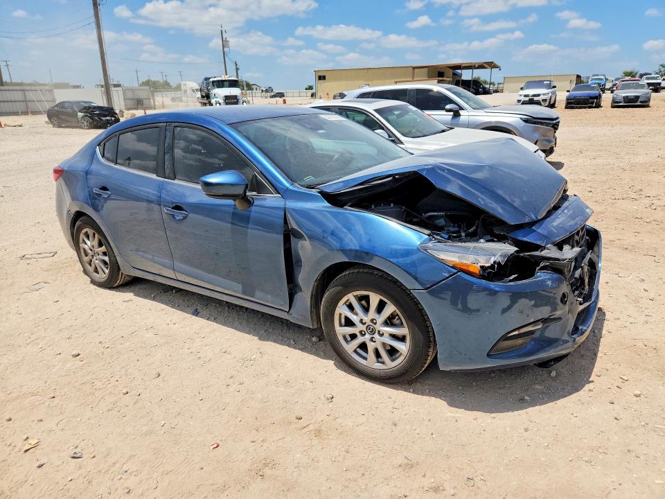 Продажа на аукционе авто 2018 Mazda 3, vin: 3MZBN1U76JM180510, номер лота: 62762376
