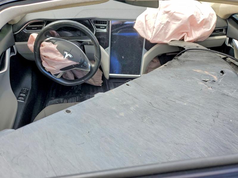 Продажа на аукционе авто 2015 Tesla Model S, vin: 5YJSA1E20FF106612, номер лота: 63387426