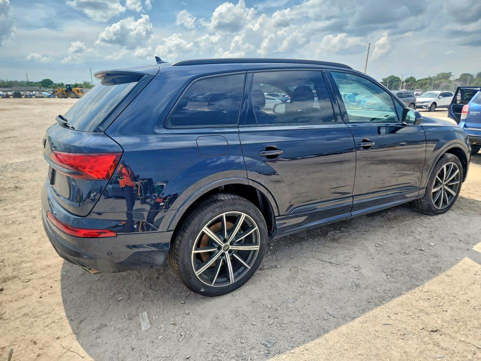 59711906 :رقم المزاد ، WA1LCBF72SD020499 vin ، 2025 Audi Q7 مزاد بيع