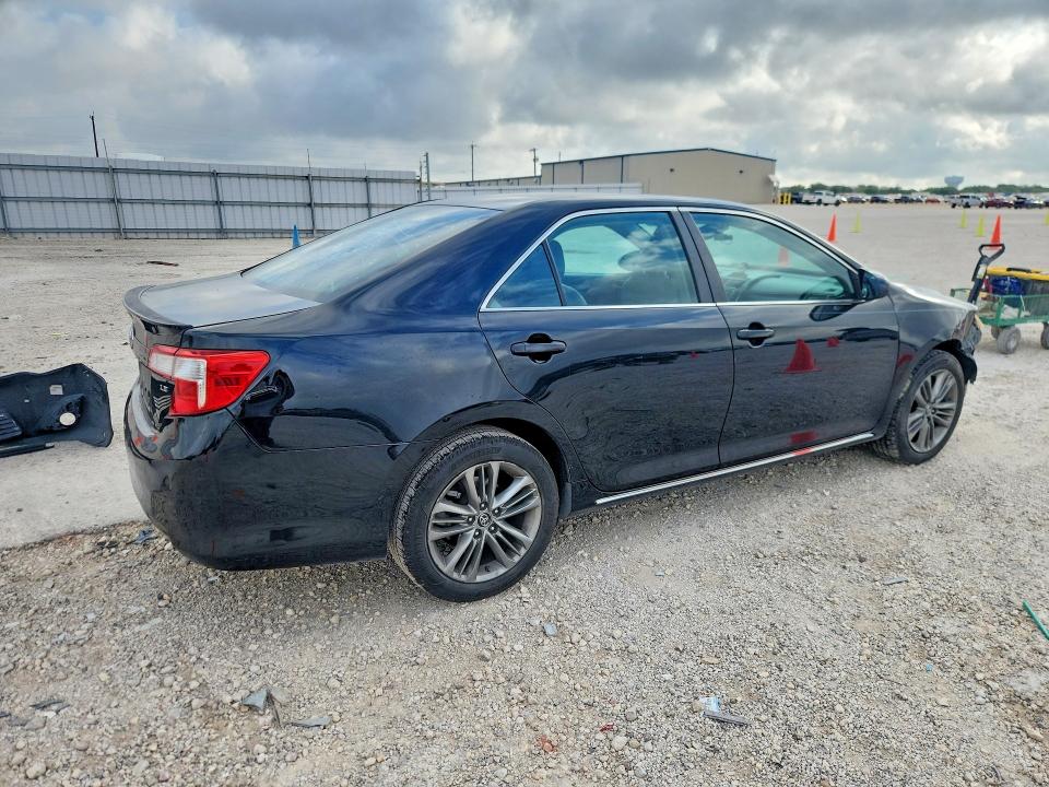 60046656 :رقم المزاد ، 4T4BF1FK3DR312805 vin ، 2013 Toyota Camry مزاد بيع
