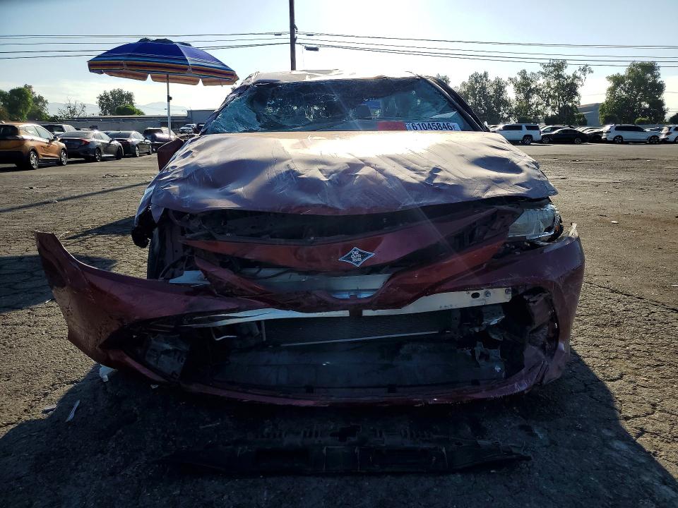 Продажа на аукционе авто 2018 Toyota Camry, vin: 4T1B11HK0JU658392, номер лота: 61045846