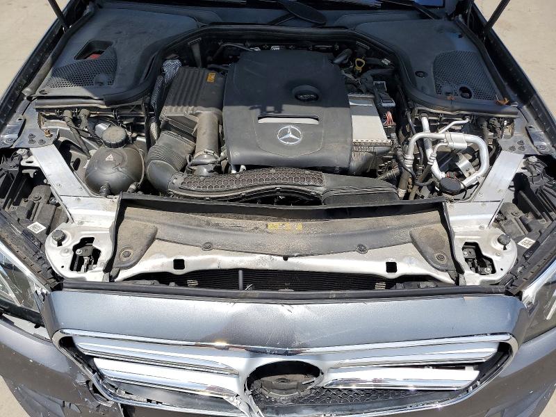 59828686 :رقم المزاد ، WDDZF4JB5JA364459 vin ، 2018 Mercedes-benz E مزاد بيع