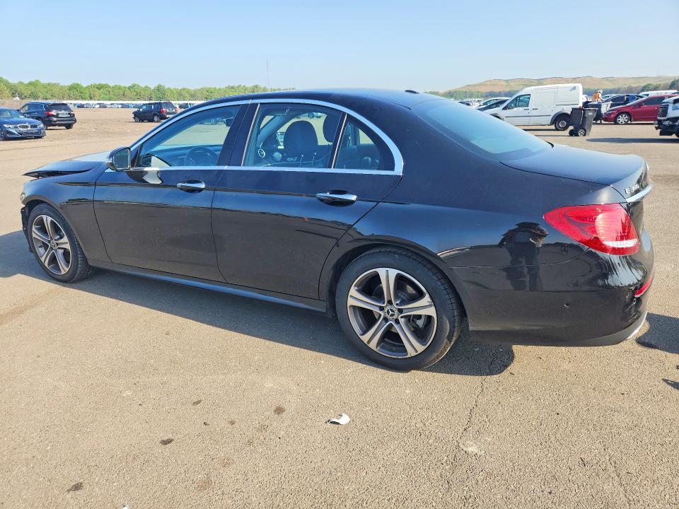 59317446 :رقم المزاد ، WDDZF4JB6JA479118 vin ، 2018 Mercedes-benz E مزاد بيع