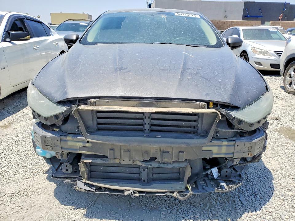 59189526 :رقم المزاد ، 3FA6P0H70HR284318 vin ، 2017 Ford Fusion مزاد بيع