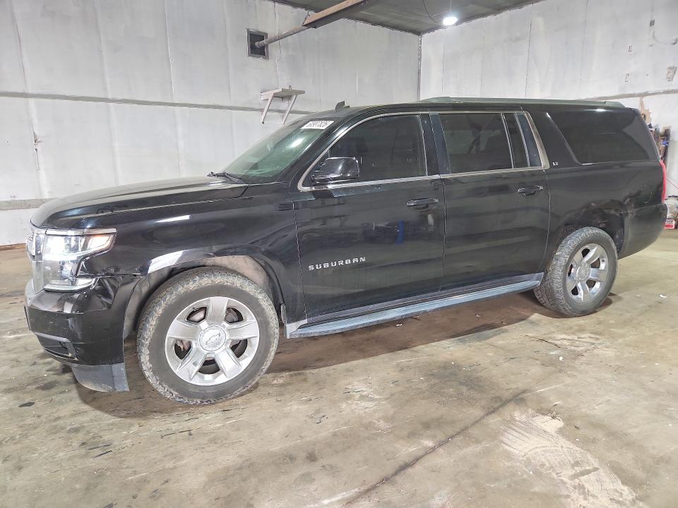 2015 Chevrolet Suburban მანქანა იყიდება აუქციონზე, vin: 1GNSKJKC8FR161465, აუქციონის ნომერი: 60997826