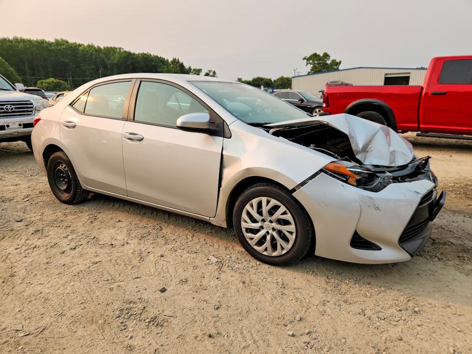 2018 Toyota Corolla მანქანა იყიდება აუქციონზე, vin: 2T1BURHE7JC043517, აუქციონის ნომერი: 61082496