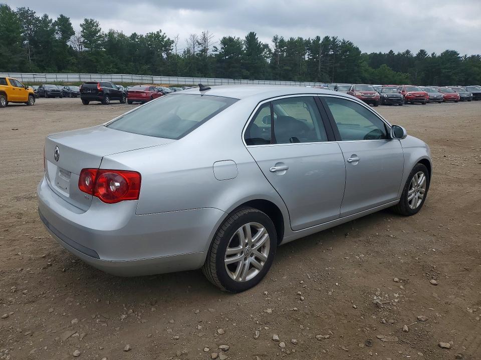2007 Volkswagen Jetta მანქანა იყიდება აუქციონზე, vin: 3VWSG71KX7M031323, აუქციონის ნომერი: 62031356