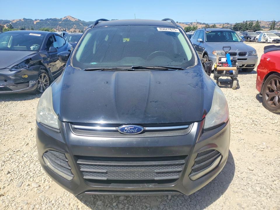 85627875 :رقم المزاد ، 1FMCU0GX1GUB67017 vin ، 2016 Ford Escape مزاد بيع