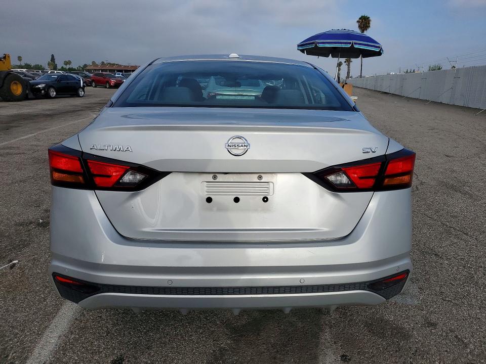 2021 Nissan Altima მანქანა იყიდება აუქციონზე, vin: 1N4BL4DV8MN334840, აუქციონის ნომერი: 63150946