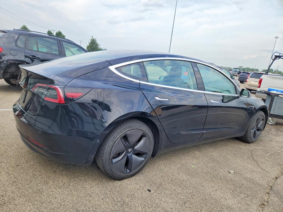 2019 Tesla Model 3 მანქანა იყიდება აუქციონზე, vin: 5YJ3E1EA8KF304638, აუქციონის ნომერი: 61390326