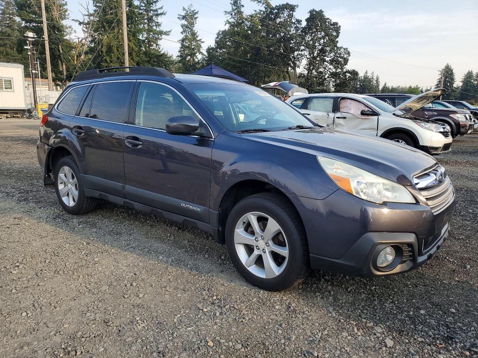 61812286 :رقم المزاد ، 4S4BRCCCXD3302546 vin ، 2013 Subaru Outback مزاد بيع