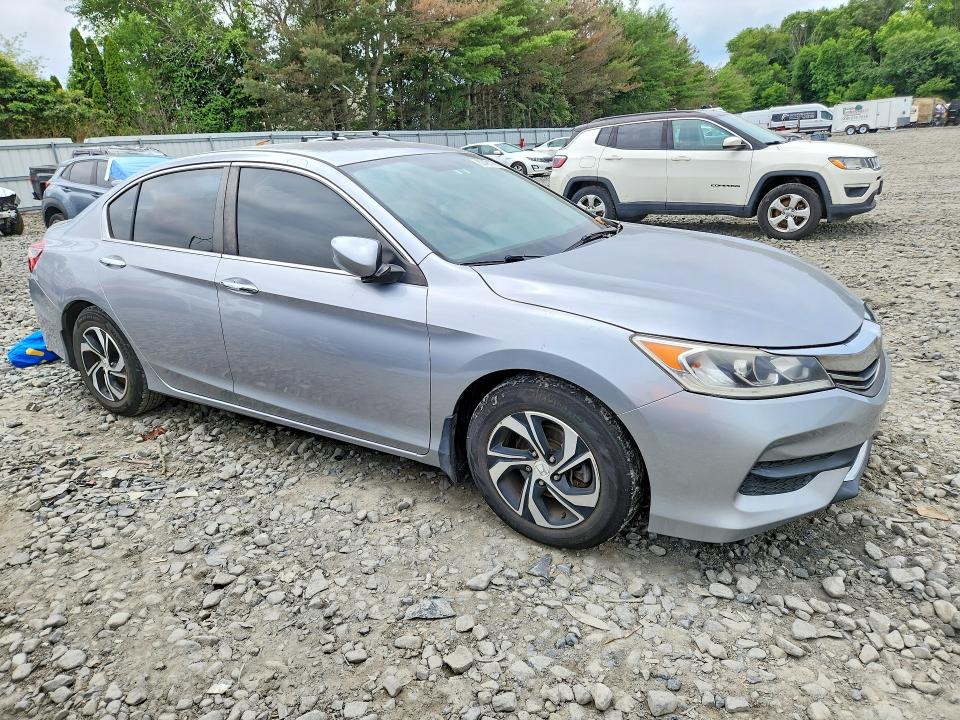Продаж на аукціоні авто 2017 Honda Accord, vin: 1HGCR2F38HA258130, номер лоту: 60481186