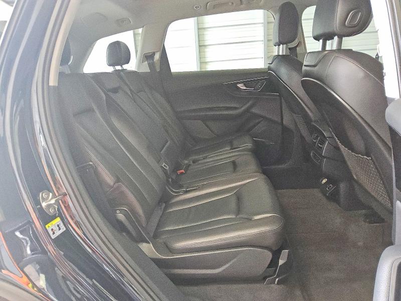 Продажа на аукционе авто 2017 Audi Q7, vin: WA1LAAF77HD001813, номер лота: 62318816