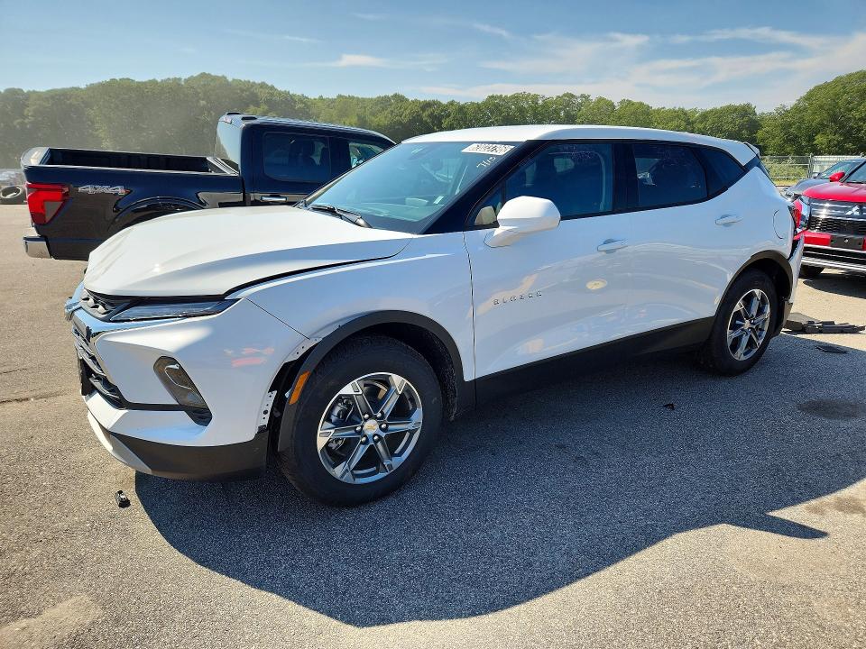 2026 Chevrolet Blazer მანქანა იყიდება აუქციონზე, vin: 3GNKBCR46TS174377, აუქციონის ნომერი: 62023796