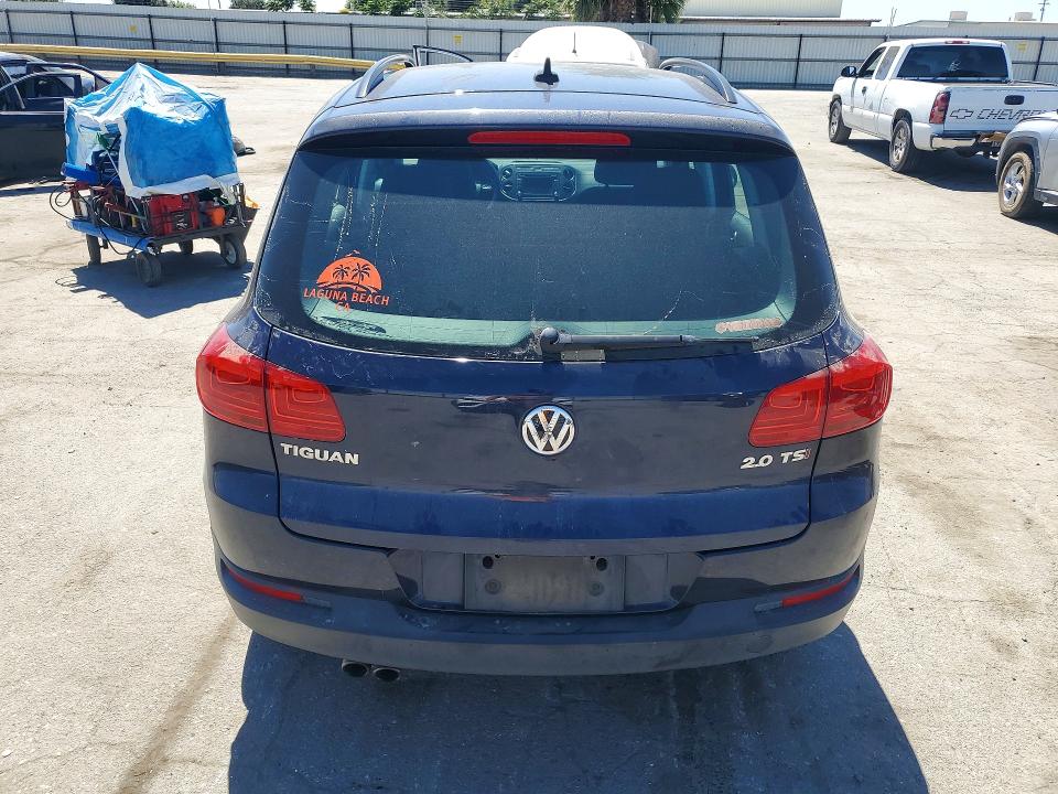 60430086 :رقم المزاد ، WVGAV7AX6FW524233 vin ، 2015 Volkswagen Tiguan مزاد بيع
