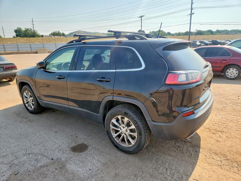 59298216 :رقم المزاد ، 1C4PJMCX6KD338056 vin ، 2019 Jeep Cherokee مزاد بيع