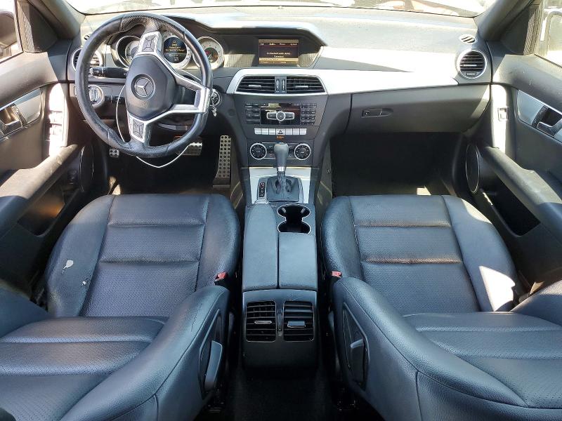2014 Mercedes-benz C მანქანა იყიდება აუქციონზე, vin: WDDGF4HB8EA945697, აუქციონის ნომერი: 63071706
