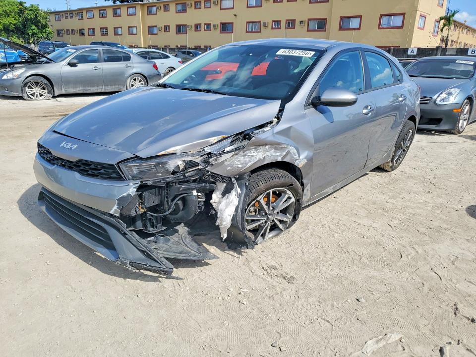 63037256 :رقم المزاد ، 3KPF24AD9PE669026 vin ، 2023 Kia Forte مزاد بيع