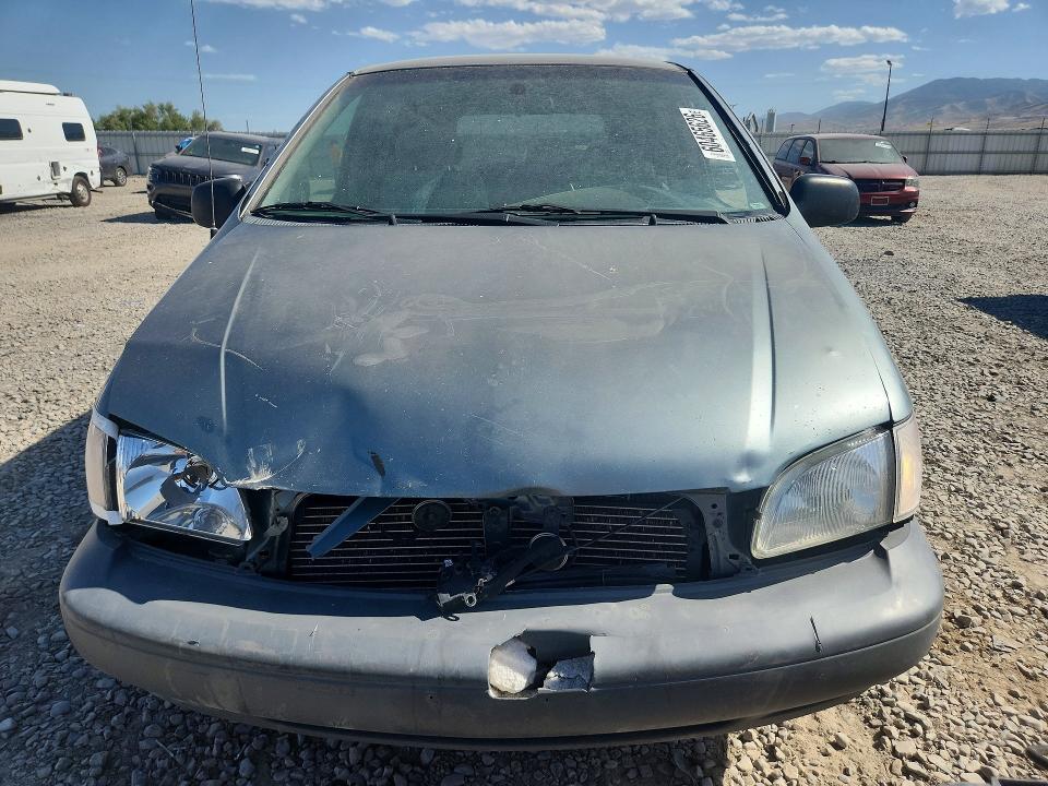 60465626 :رقم المزاد ، 4T3ZF19C7YU319623 vin ، 2000 Toyota Sienna مزاد بيع
