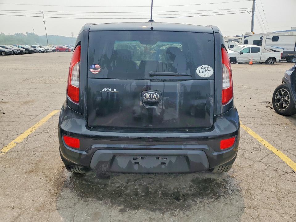 2013 Kia Soul მანქანა იყიდება აუქციონზე, vin: KNDJT2A66D7632914, აუქციონის ნომერი: 61584126