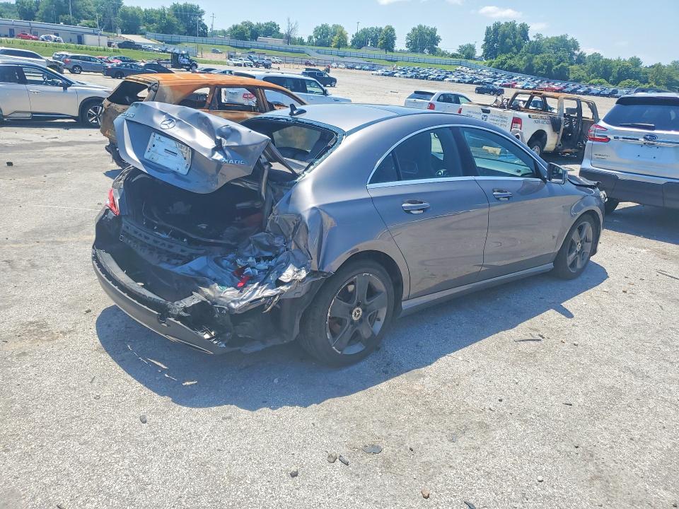 60874796 :رقم المزاد ، WDDSJ4GB2JN635235 vin ، 2018 Mercedes-benz Cla مزاد بيع
