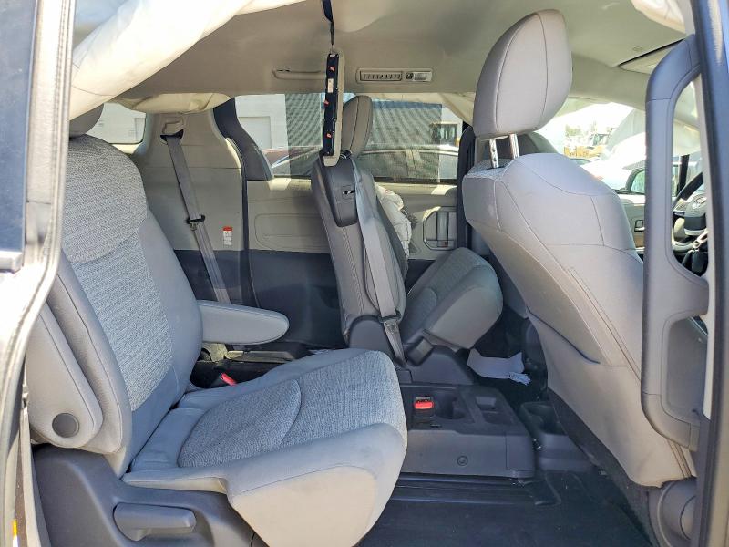 Aukcja sprzedaży 2021 Toyota Sienna, vin: 5TDKRKEC7MS039152, numer aukcji: 63383926