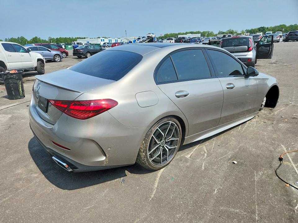 2022 Mercedes-benz C მანქანა იყიდება აუქციონზე, vin: W1KAF4GBXNR045151, აუქციონის ნომერი: 62761886