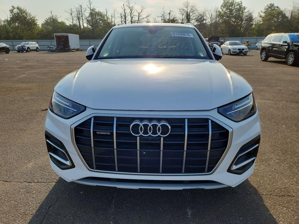 61436816 :رقم المزاد ، WA1BAAFY4M2051272 vin ، 2021 Audi Q5 مزاد بيع