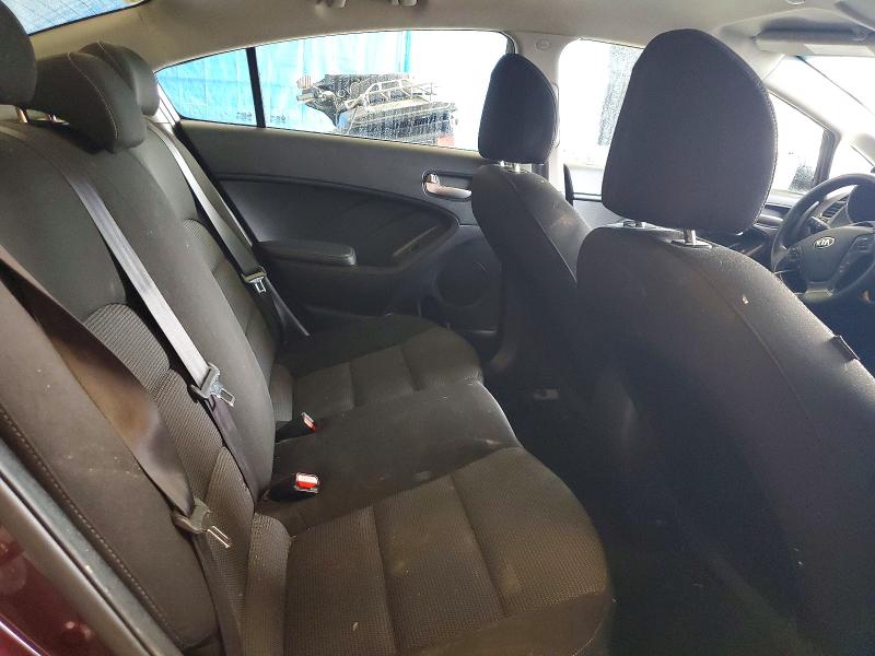 60307336 :رقم المزاد ، 3KPFK4A79HE040443 vin ، 2017 Kia Forte مزاد بيع