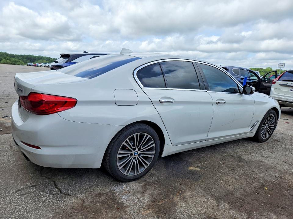 61478726 :رقم المزاد ، WBAJA5C52JG899522 vin ، 2018 Bmw 530 مزاد بيع