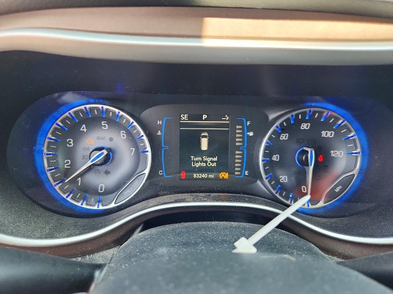 61938126 :رقم المزاد ، 2C4RC1BG6HR805209 vin ، 2017 Chrysler Pacifica مزاد بيع