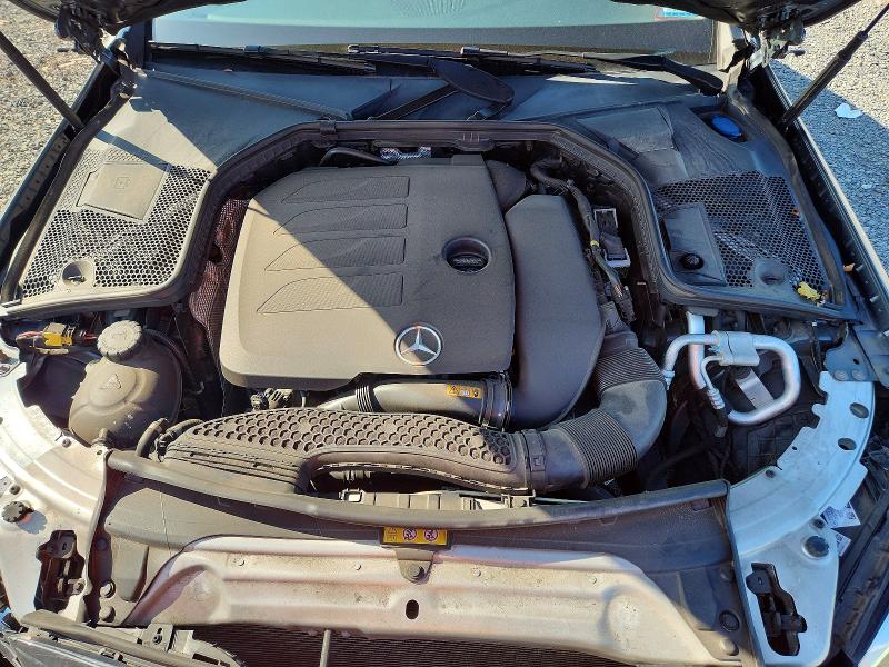 62124636 :رقم المزاد ، WDDWF8EBXLR526790 vin ، 2020 Mercedes-benz C مزاد بيع