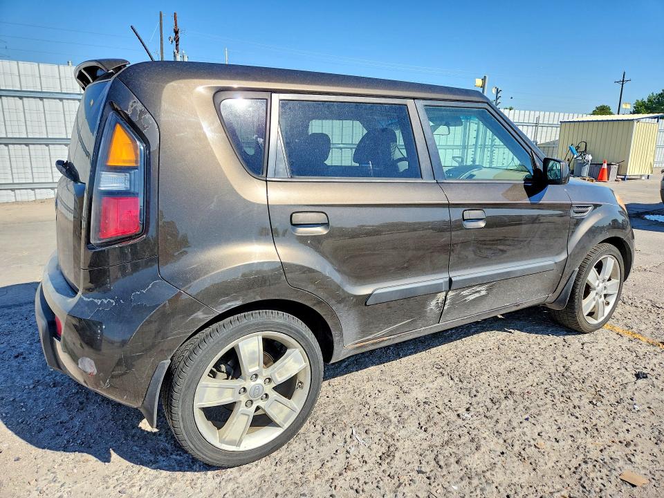 60989696 :رقم المزاد ، KNDJT2A29A7160426 vin ، 2010 Kia Soul مزاد بيع