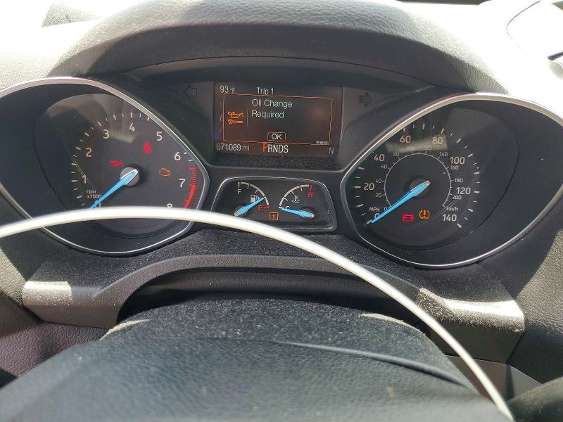 63041636 :رقم المزاد ، 1FMCU0GD4JUC61311 vin ، 2018 Ford Escape مزاد بيع