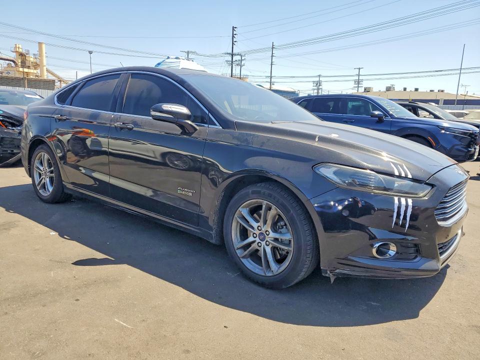 61706546 :رقم المزاد ، 3FA6P0SU0FR281429 vin ، 2015 Ford Fusion مزاد بيع