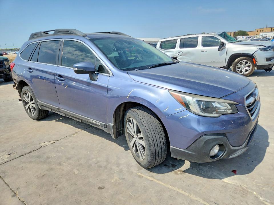 63148816 :رقم المزاد ، 4S4BSAKC2J3236466 vin ، 2018 Subaru Outback مزاد بيع