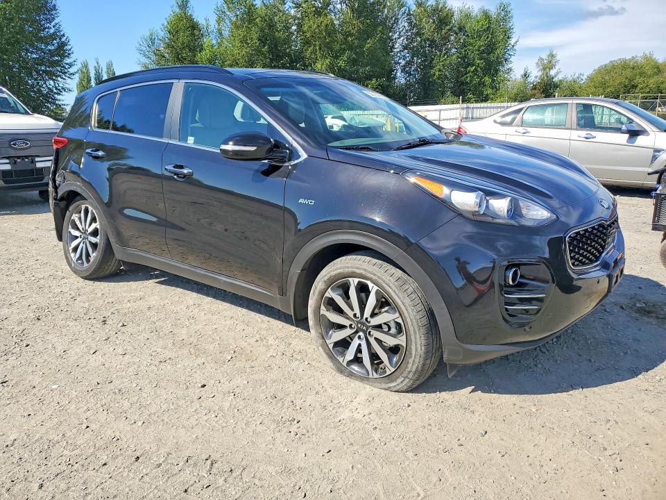 Продажа на аукционе авто 2018 Kia Sportage, vin: KNDPNCAC0J7328358, номер лота: 62915456